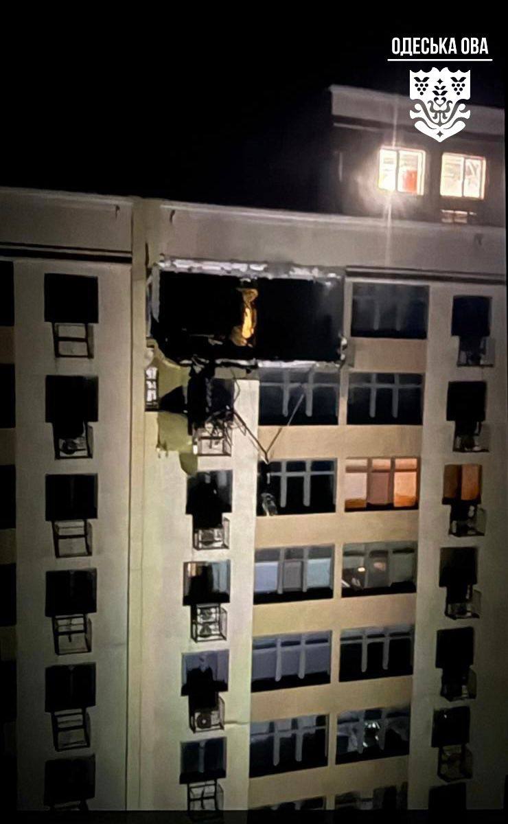 На Одещині через нічну атаку пошкоджені будинки, обʼєкти енергетичної та газової інфраструктури